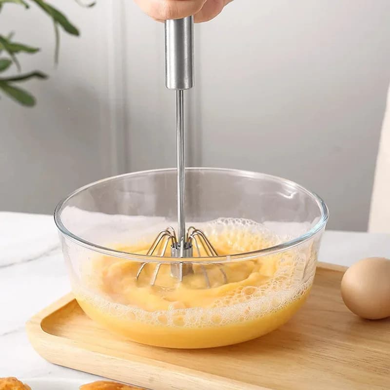 Batedor de Ovos Semiautomático Giratório em Aço Inox para Cozinha